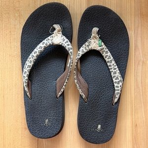 Sanuk flip flops
